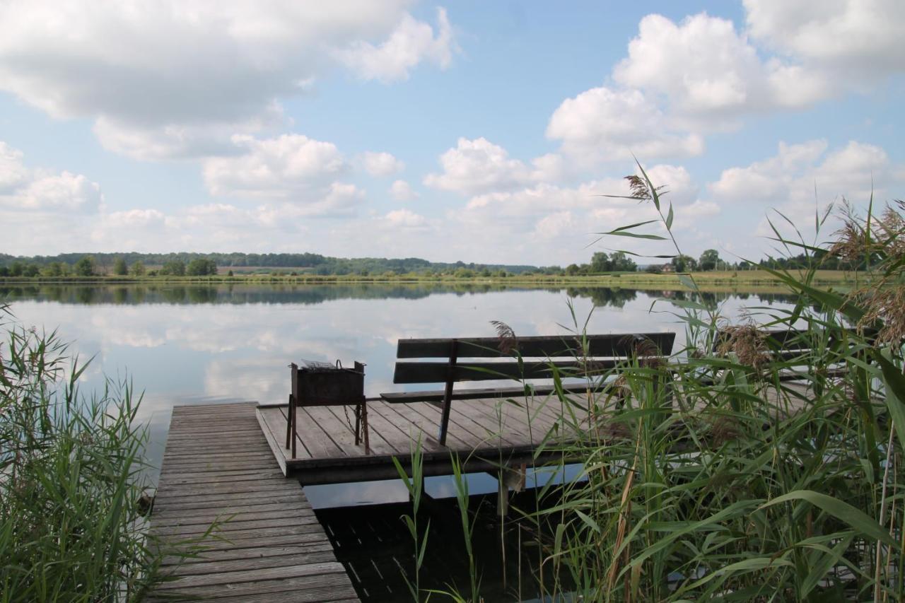 Vigio Brasta Camping Hotel Elektrenai Bagian luar foto